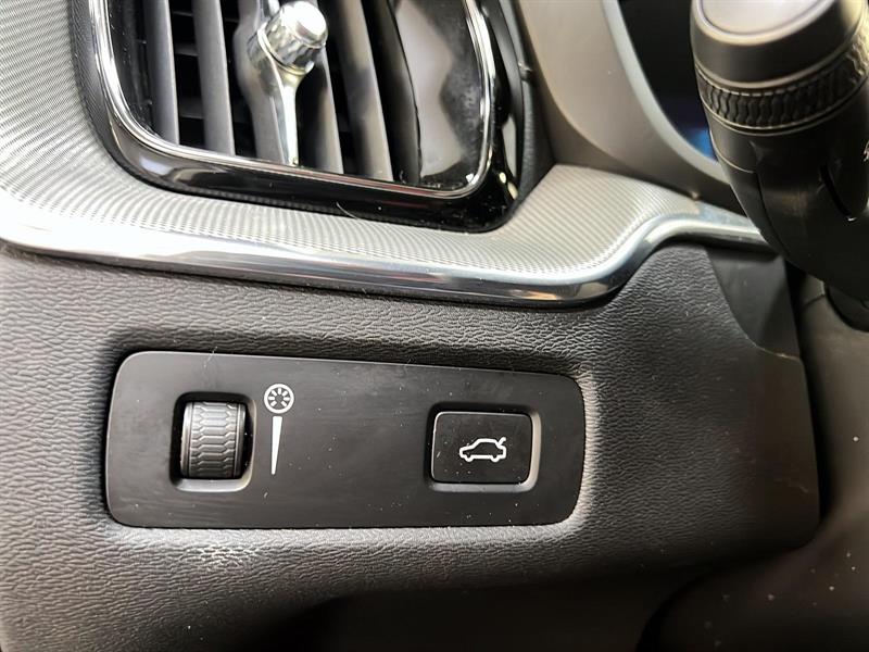 volvo XC60 2022 - 24