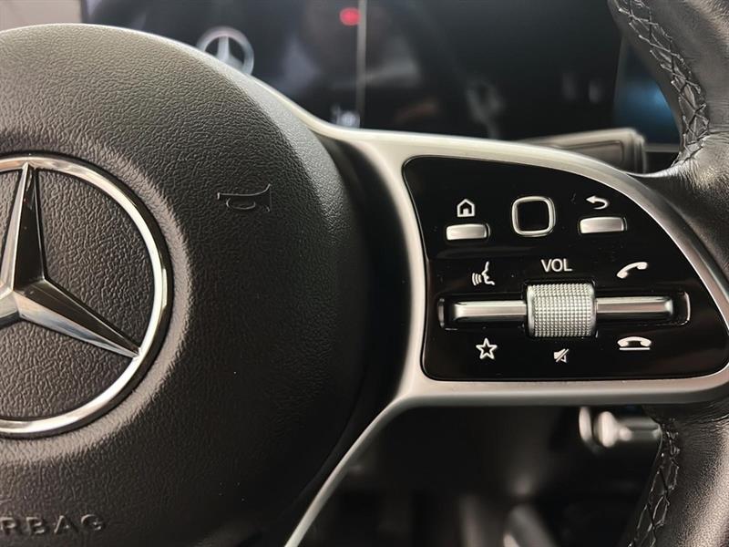 mercedes-benz GLB 2021 - 24