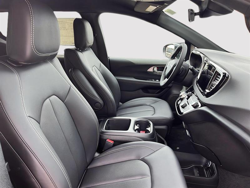 chrysler Grand Caravan 2026 - 13