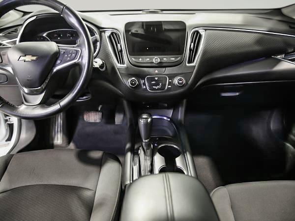 chevrolet Malibu 2018 - 24