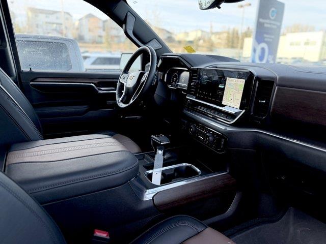 chevrolet Silverado 1500 2024 - 25