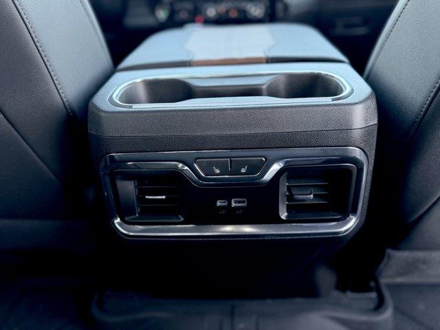 chevrolet Silverado 1500 2024 - 28