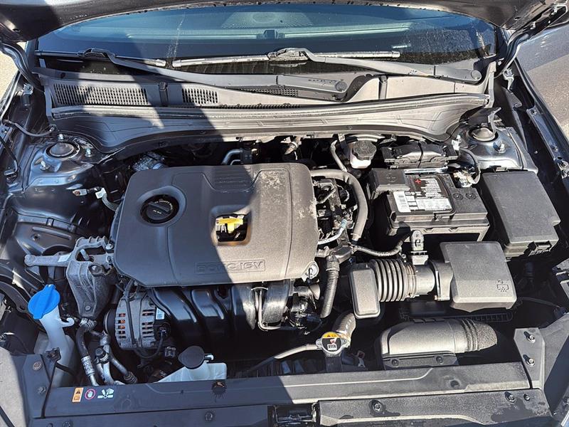 kia Forte 2021 - 8