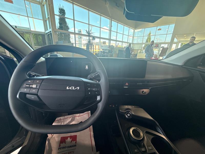 2025 Kia EV6 - Image 7