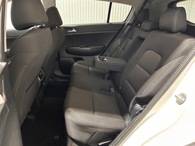 2018 Kia Sportage - Image 16