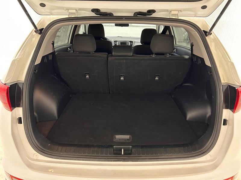 2018 Kia Sportage - Image 17
