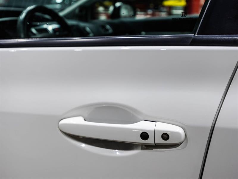 2015 Honda Civic - Image 11