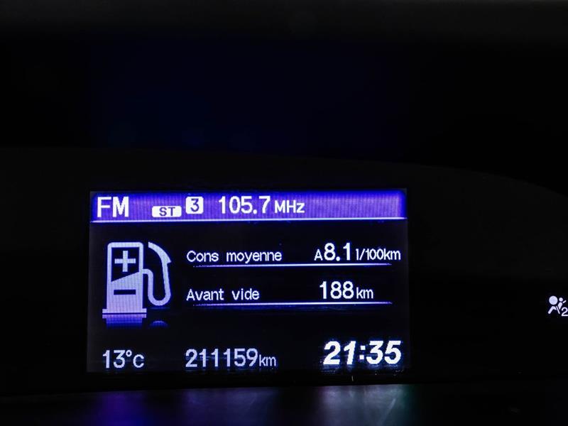 2015 Honda Civic - Image 25