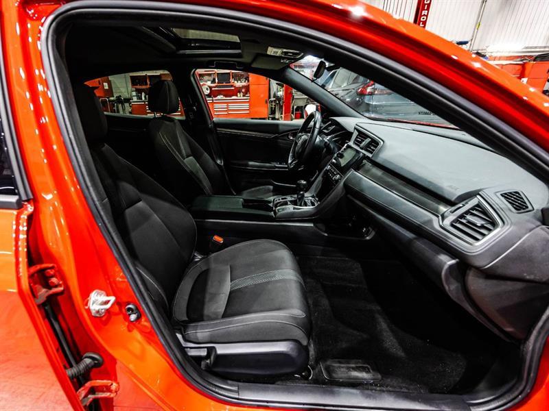 2019 Honda Civic - Image 18