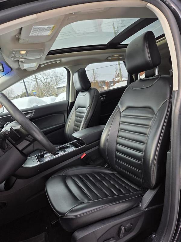 2020 Ford Edge - Image 16