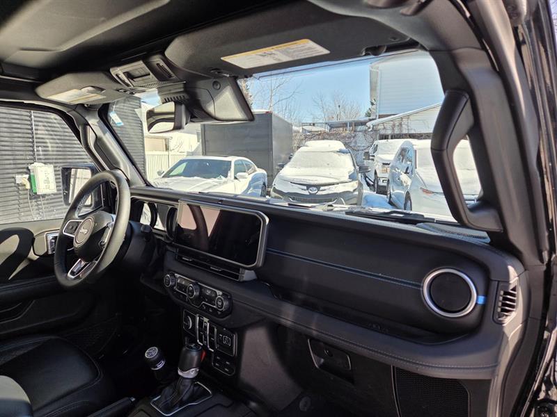 2024 Jeep Wrangler - Image 10