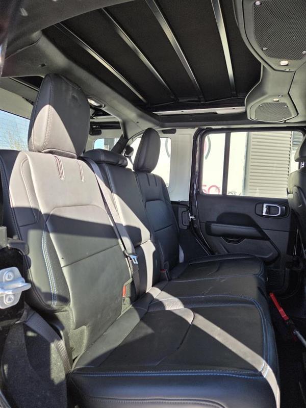 2024 Jeep Wrangler - Image 12