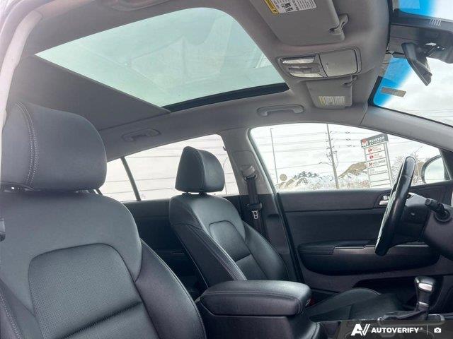kia Sportage 2022 - 25