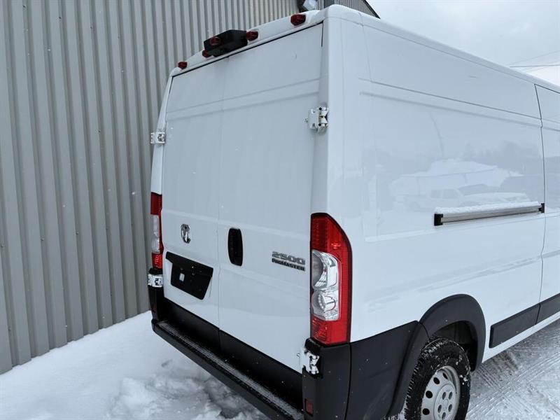 ram Promaster 2500 2023 - 8