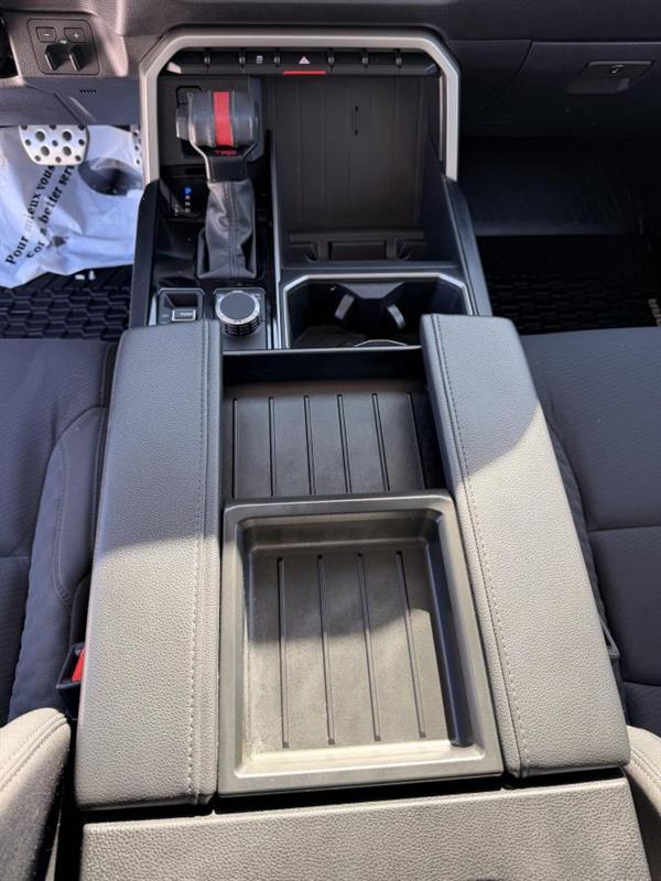 toyota Tundra 2023 - 17