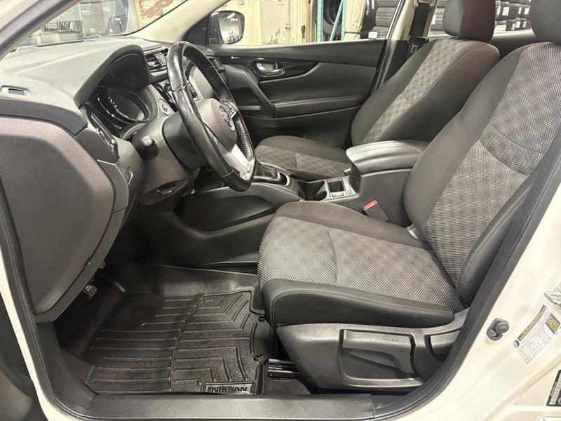 nissan Qashqai 2020 - 10