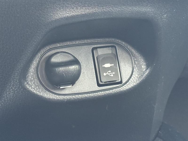 toyota Yaris Hatchback 2018 - 26