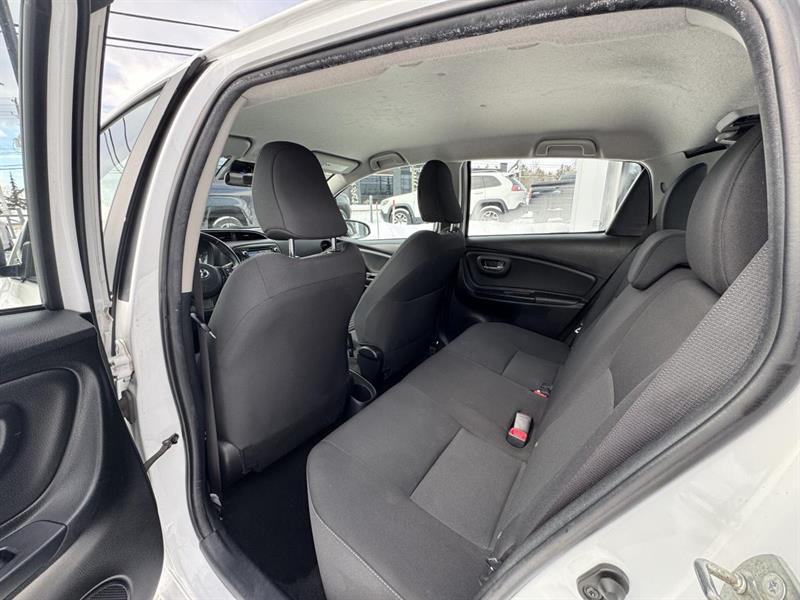 toyota Yaris Hatchback 2018 - 28