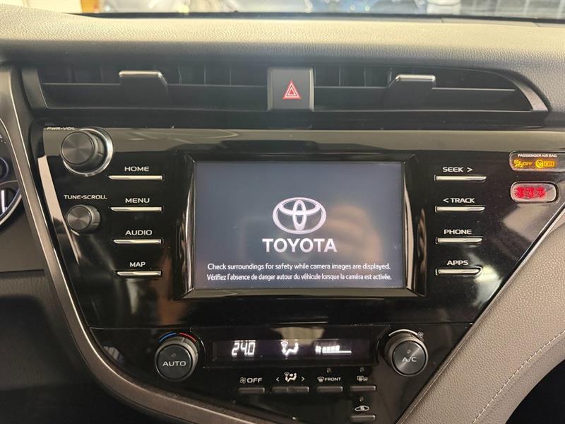 toyota Camry 2020 - 12