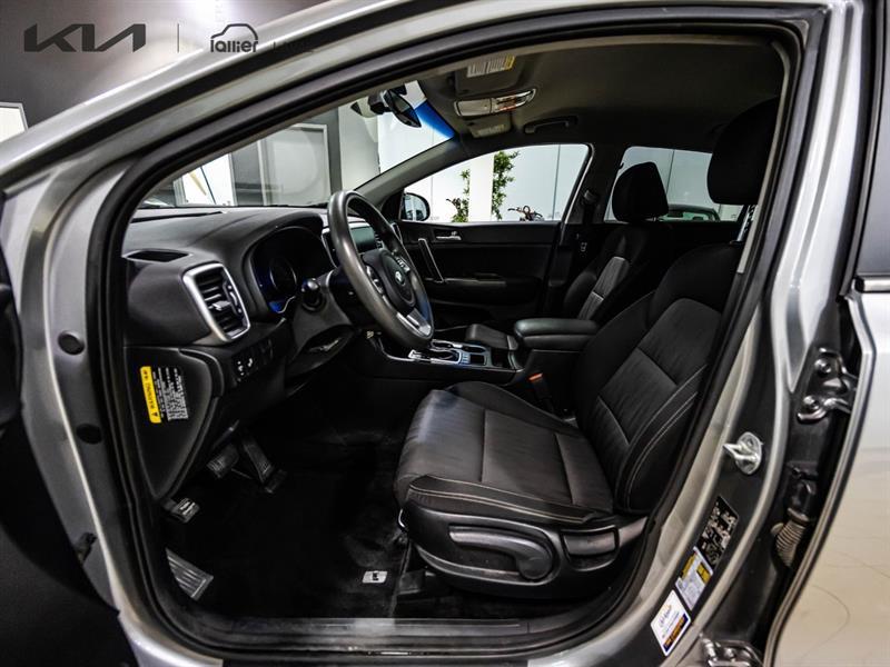 2022 Kia Sportage - Image 11