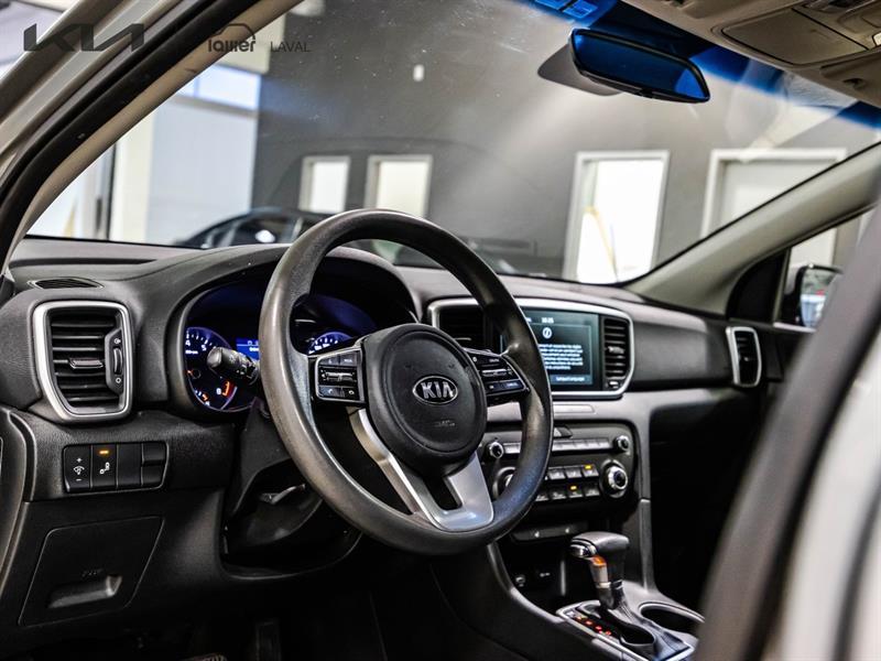 2022 Kia Sportage - Image 13