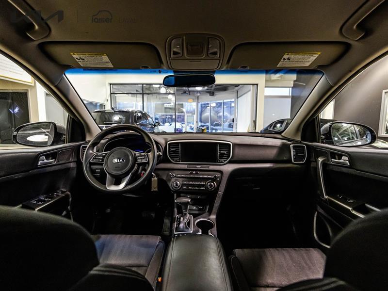 2022 Kia Sportage - Image 18