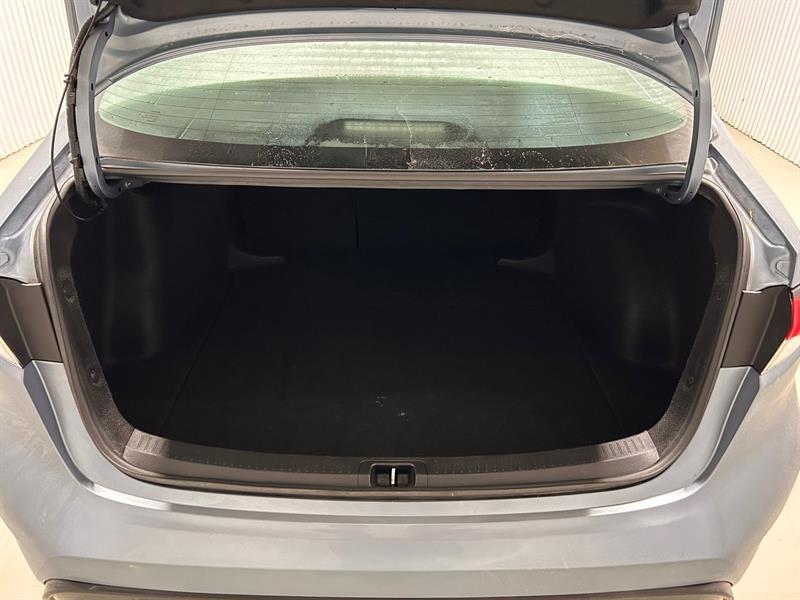 2023 Toyota Corolla - Image 18