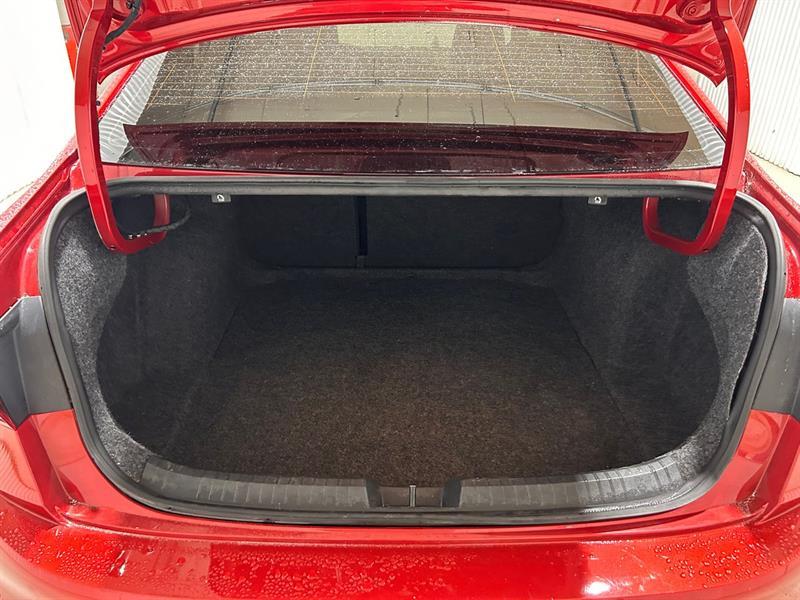 2024 Volkswagen Jetta - Image 14