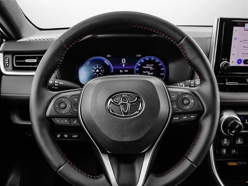 2025 Toyota RAV4 - Image 12