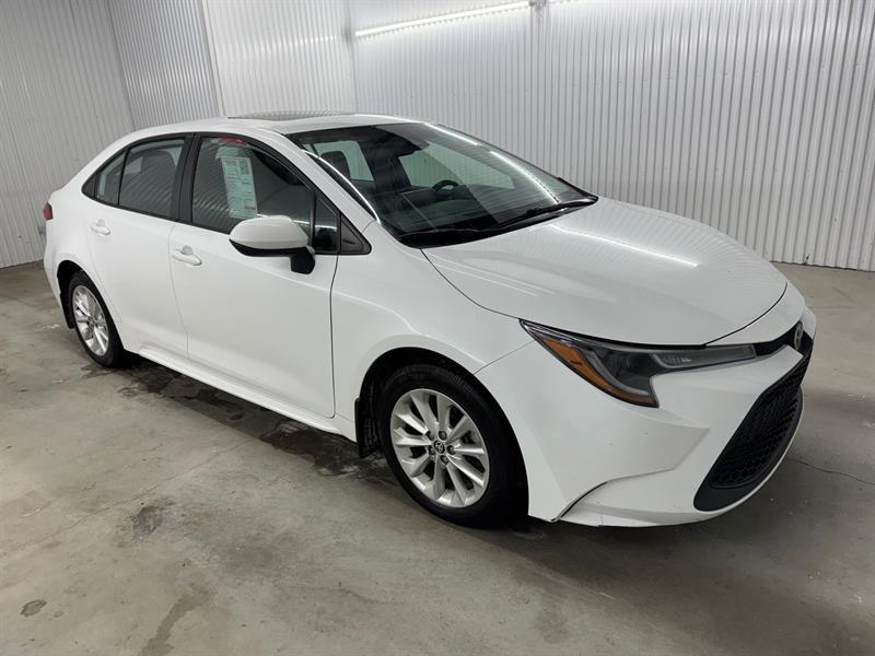 2022 Toyota Corolla - Image 3