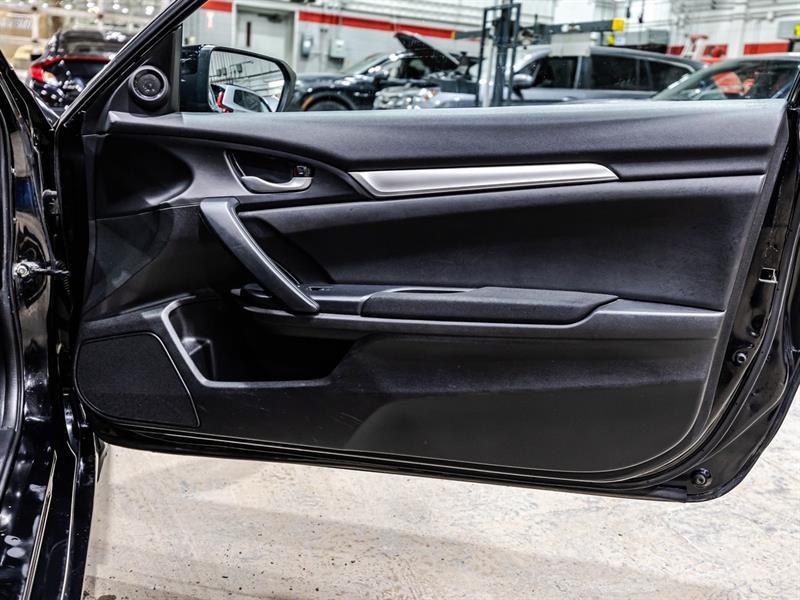 2019 Honda Civic - Image 13