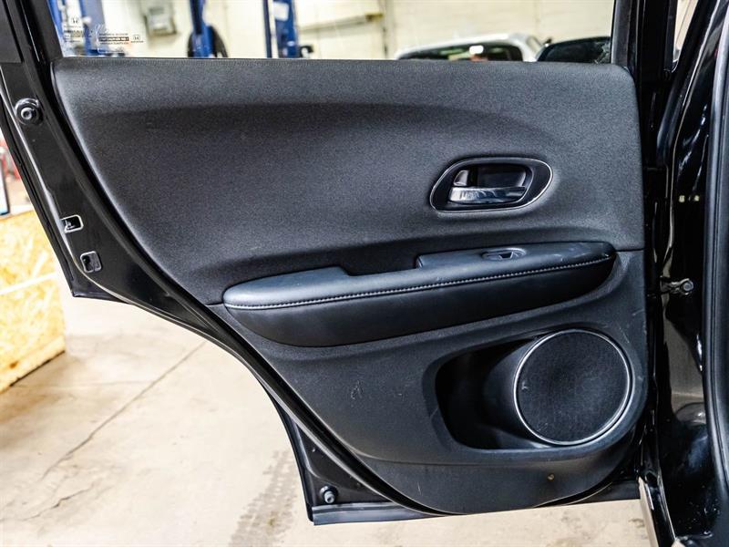 2022 Honda HR-V - Image 13