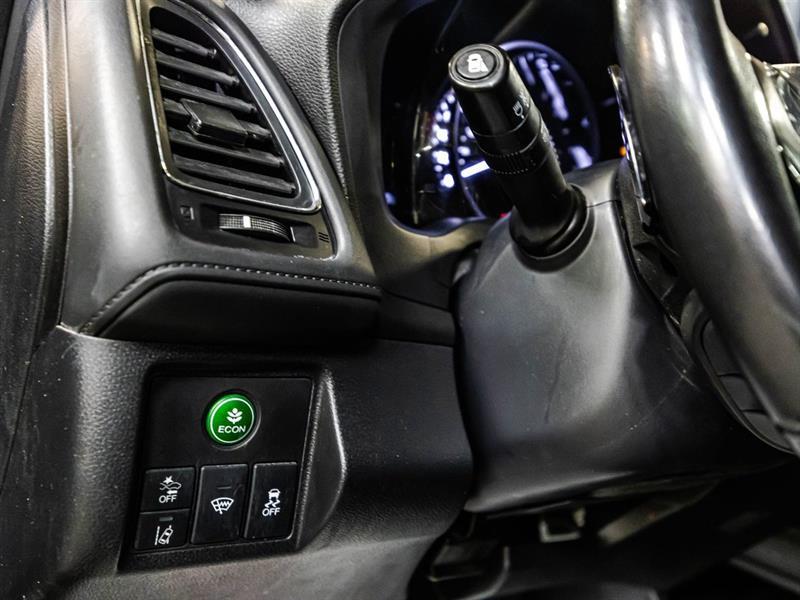 2022 Honda HR-V - Image 17