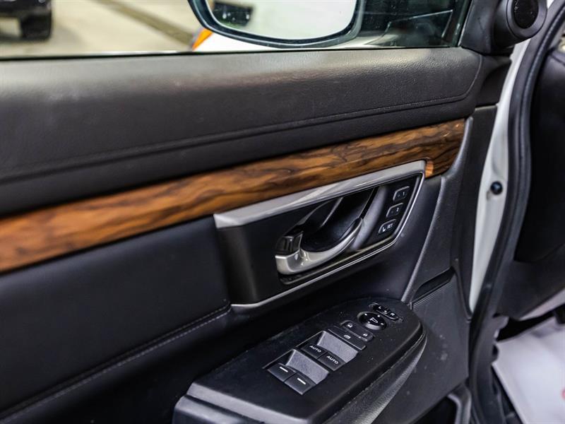 2017 Honda CR-V - Image 11