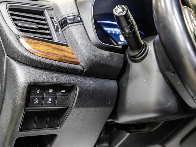 2017 Honda CR-V - Image 22