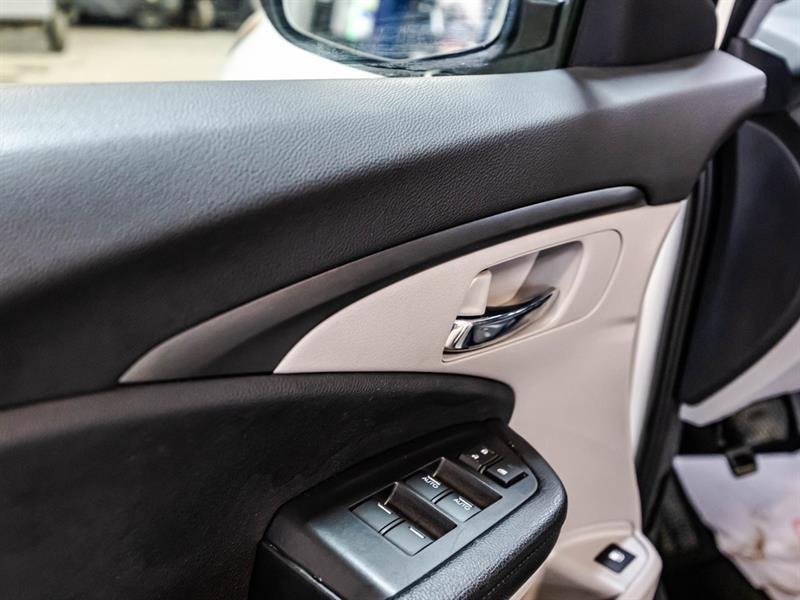 2016 Honda Pilot - Image 12