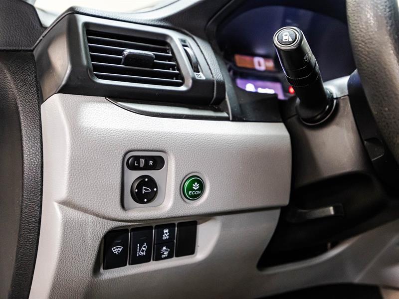 2016 Honda Pilot - Image 20