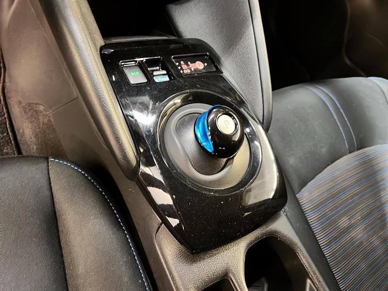 nissan LEAF 2023 - 13