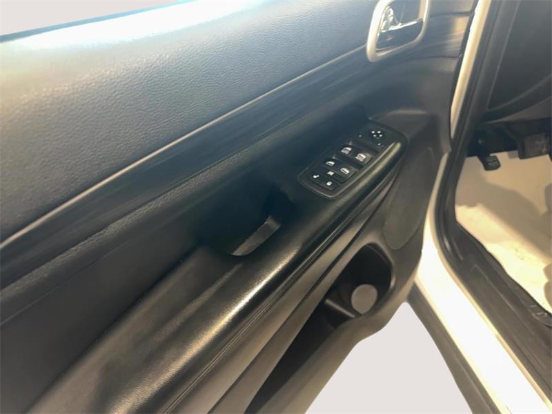 jeep Grand Cherokee 2021 - 9