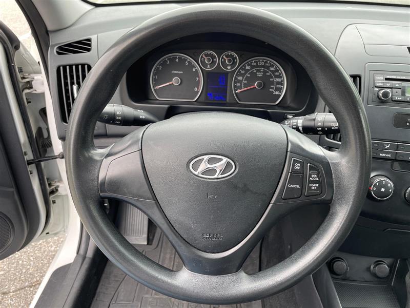 hyundai Elantra 2011 - 14
