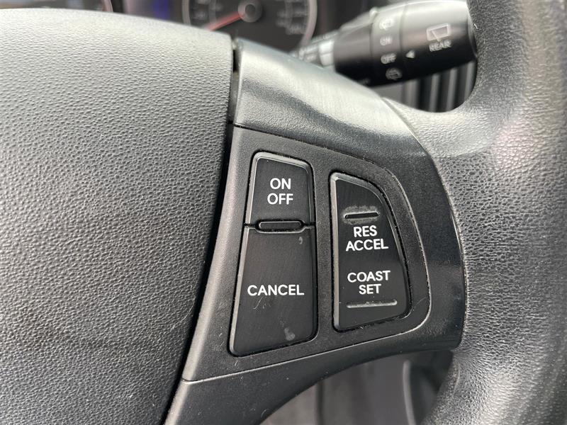 hyundai Elantra 2011 - 18