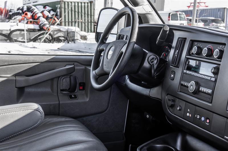 chevrolet Fourgonnette Express utilitaire 2024 - 33