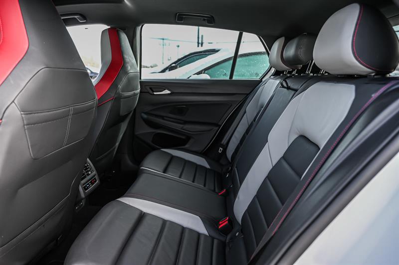 volkswagen Golf GTI 2024 - 27