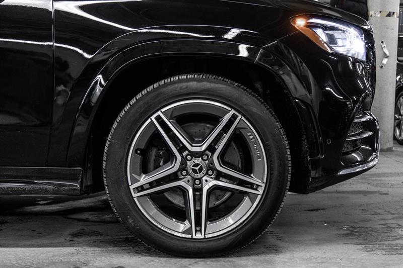 2023 Mercedes-Benz GLS - Image 12