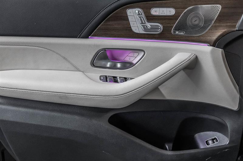 2023 Mercedes-Benz GLS - Image 21