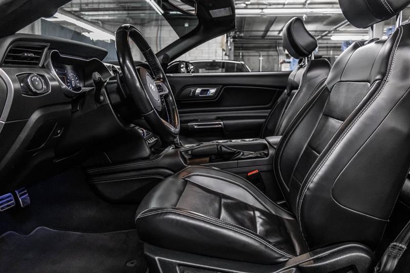 2020 Ford Mustang - Image 15