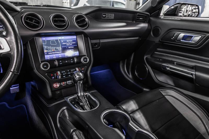 2020 Ford Mustang - Image 22