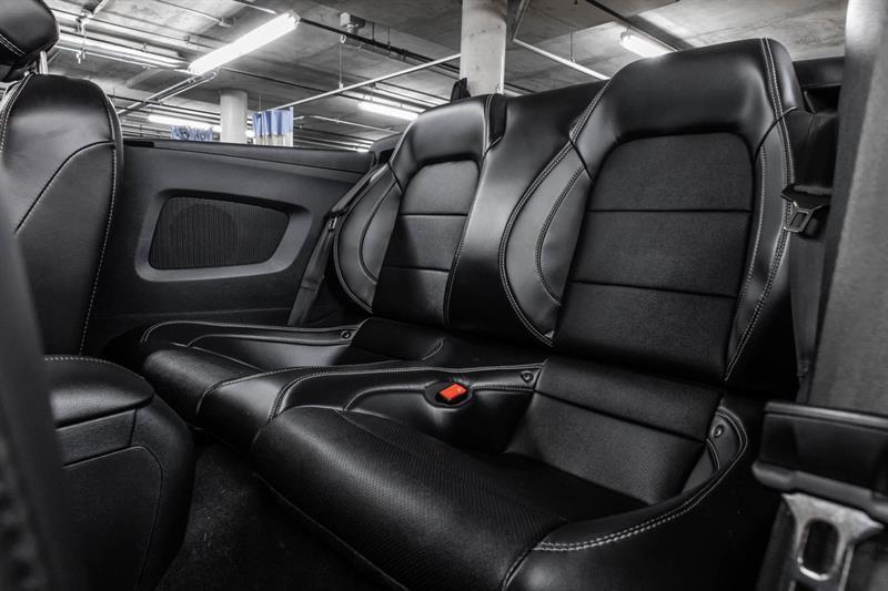 2020 Ford Mustang - Image 29