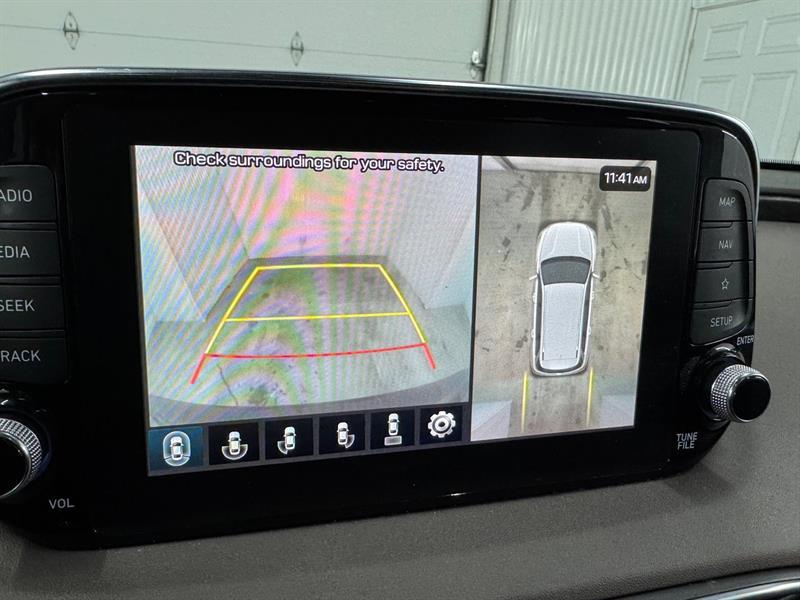 2020 Hyundai Santa Fe - Image 13