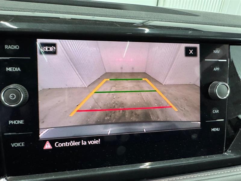 2022 Volkswagen Taos - Image 26